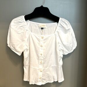 NWT WHITE LINEN PEASANT TOP
